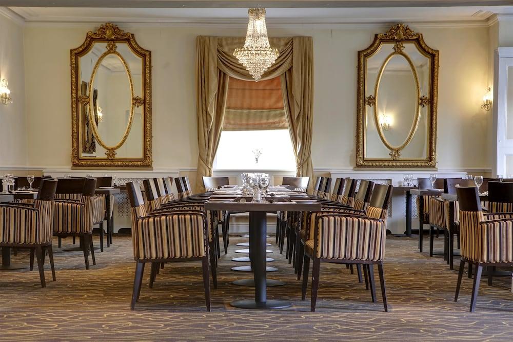 Ramada By Wyndham Cheltenham Golden Valley Ngoại thất bức ảnh