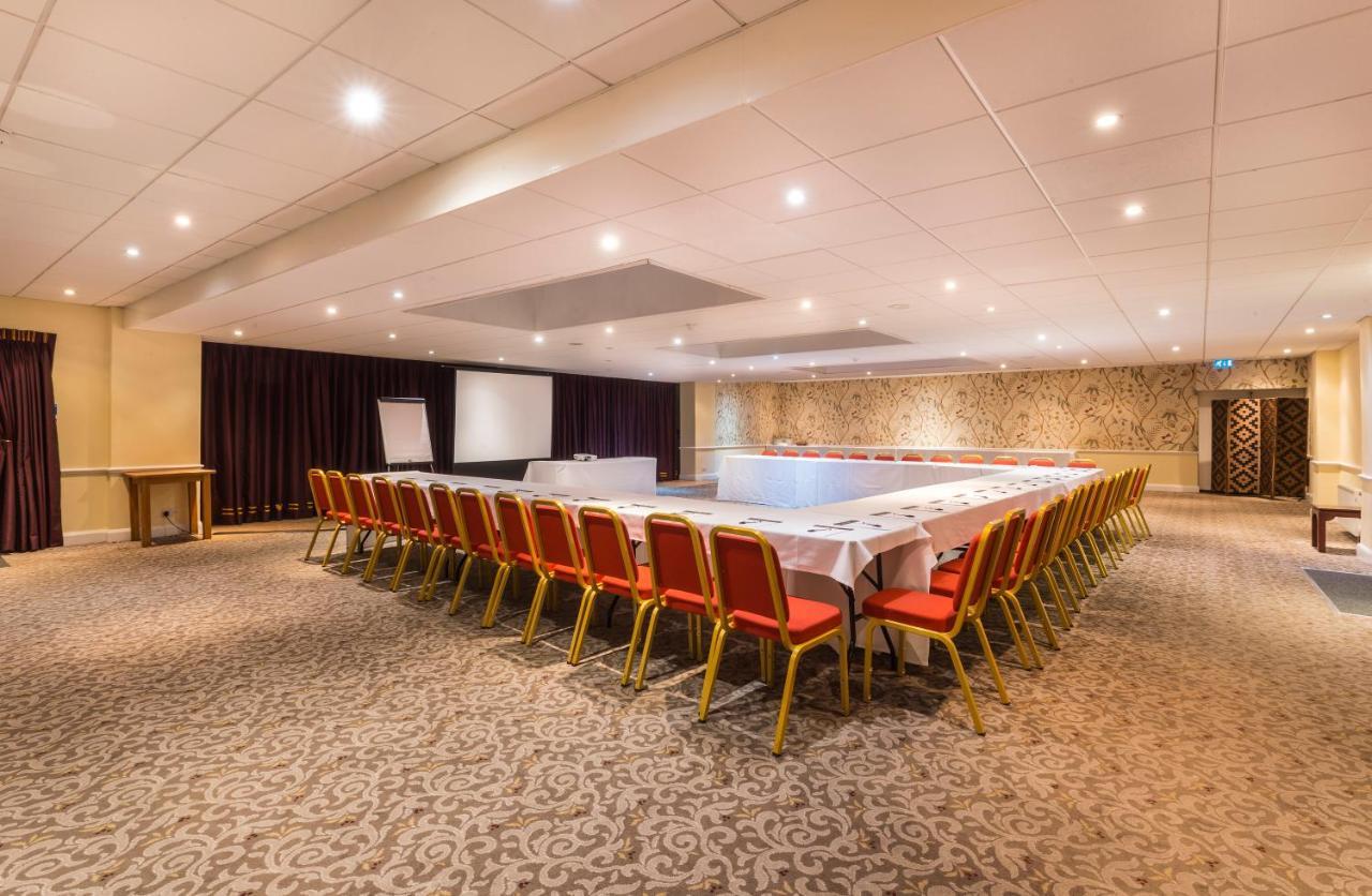 Ramada By Wyndham Cheltenham Golden Valley Ngoại thất bức ảnh