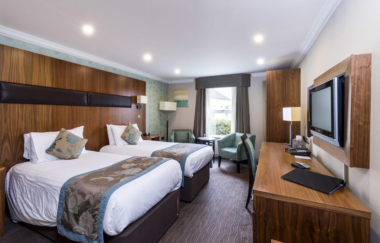 Ramada By Wyndham Cheltenham Golden Valley Ngoại thất bức ảnh